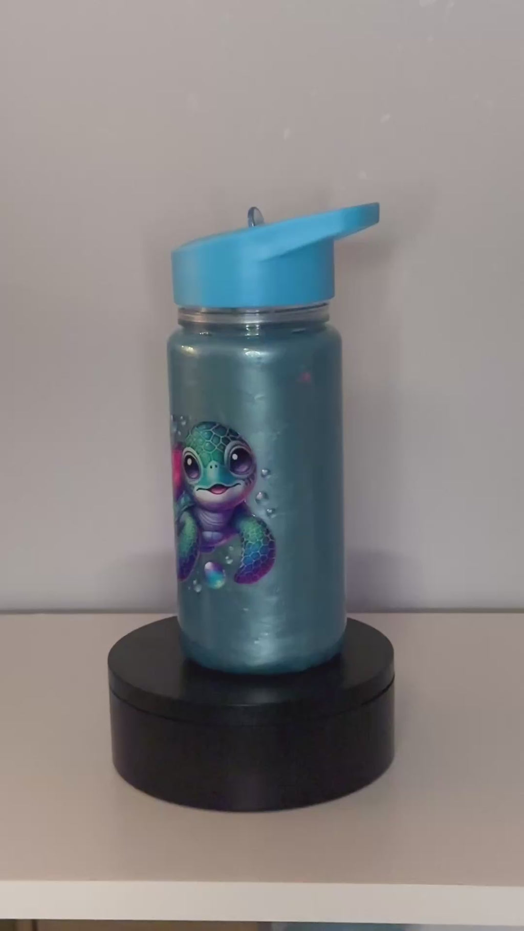 Kid’s ocean cup